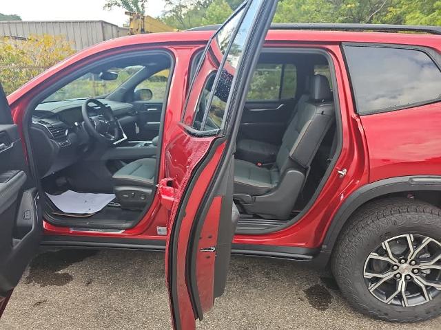 2024 GMC Acadia Vehicle Photo in GLENSHAW, PA 15116-1739