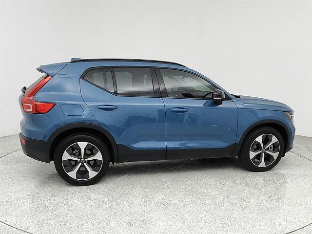 2023 Volvo XC40 Vehicle Photo in Grapevine, TX 76051