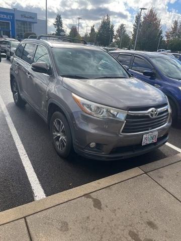 2016 Toyota Highlander Vehicle Photo in Salem, OR 97301