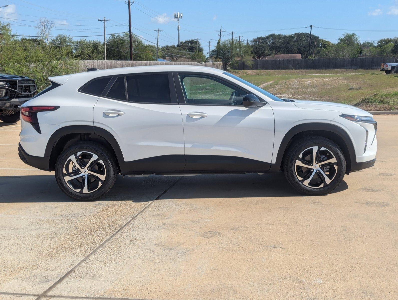 2025 Chevrolet Trax Vehicle Photo in CORPUS CHRISTI, TX 78412-4902