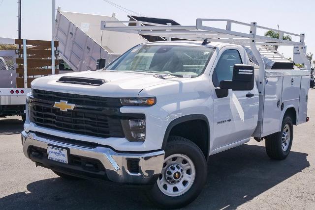 2024 Chevrolet Silverado 3500 HD Vehicle Photo in VENTURA, CA 93003-8585