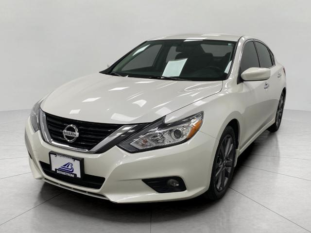 2018 Nissan Altima Vehicle Photo in Appleton, WI 54913