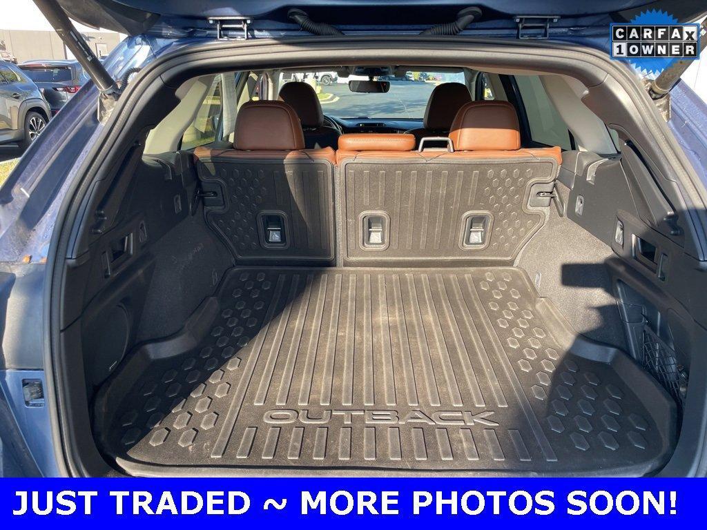 2020 Subaru Outback Vehicle Photo in Saint Charles, IL 60174