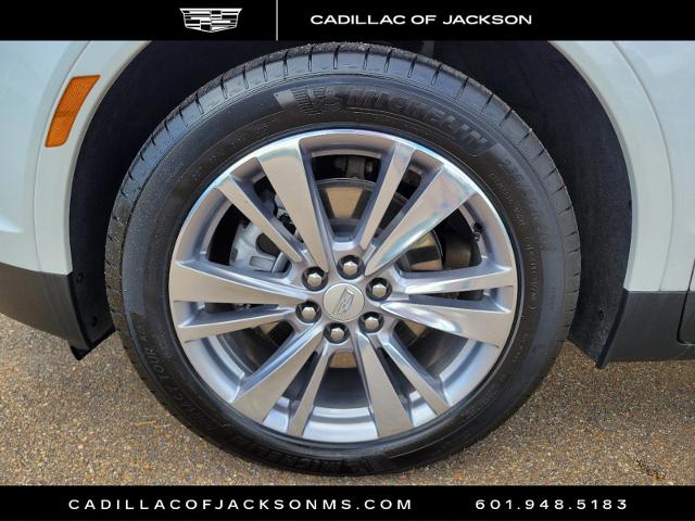 2024 Cadillac XT5 Vehicle Photo in RIDGELAND, MS 39157-4406