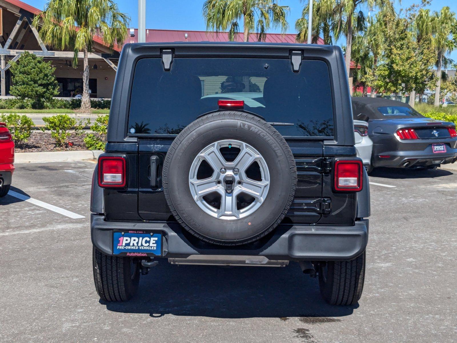 2021 Jeep Wrangler Vehicle Photo in St. Petersburg, FL 33713