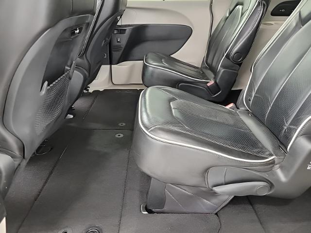 2022 Chrysler Pacifica Vehicle Photo in Green Bay, WI 54304