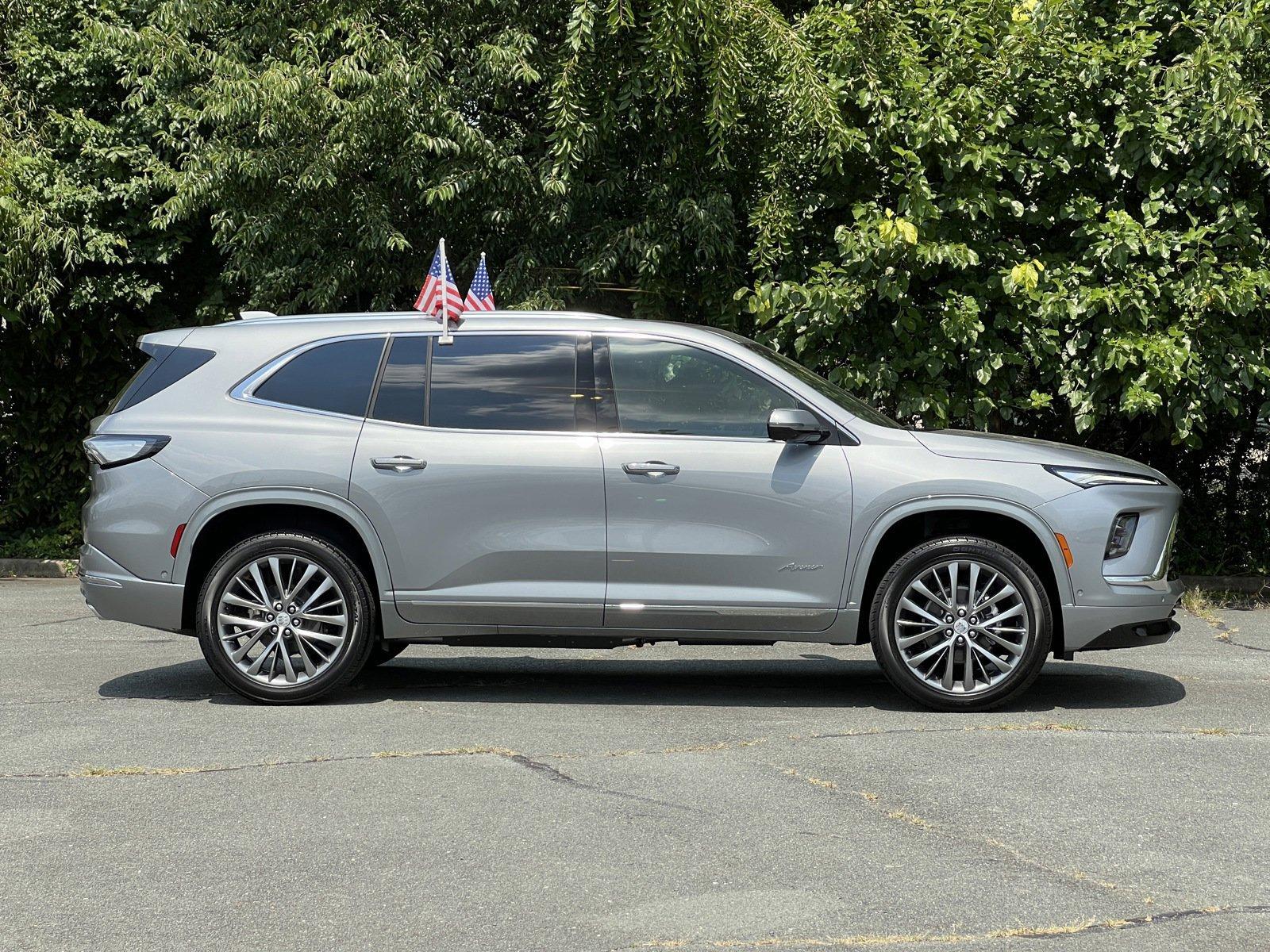 2025 Buick Enclave Vehicle Photo in MONROE, NC 28110-8431