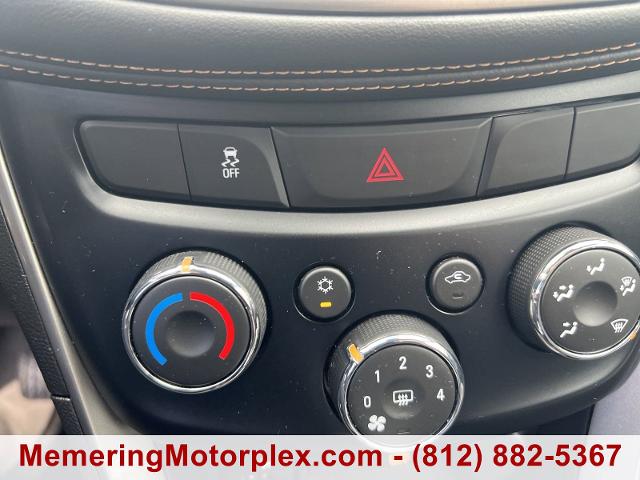 2020 Chevrolet Trax Vehicle Photo in VINCENNES, IN 47591-5519