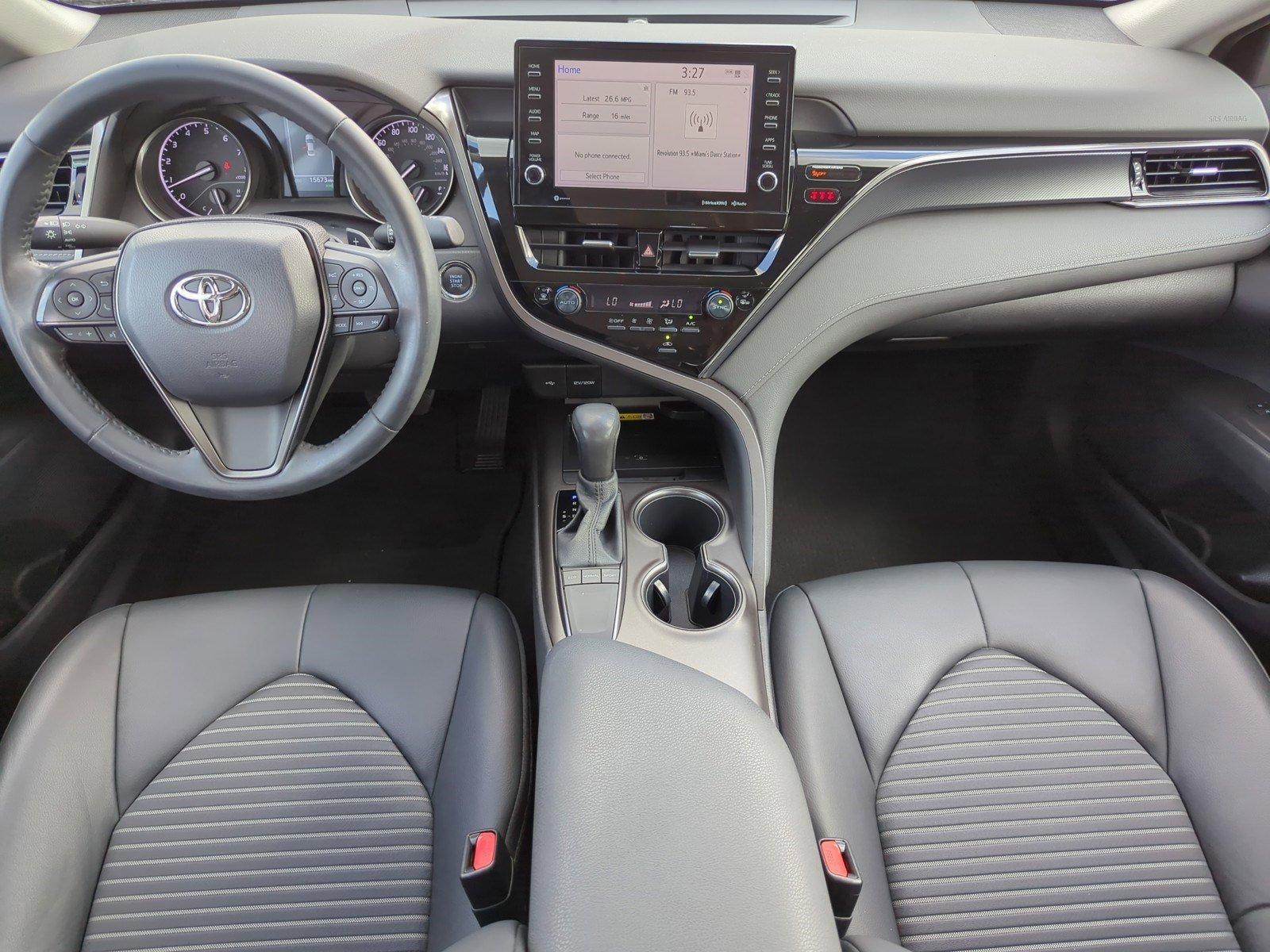 2022 Toyota Camry Vehicle Photo in Pembroke Pines, FL 33027