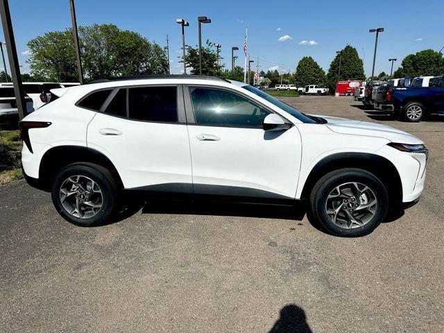 2024 Chevrolet Trax Vehicle Photo in GREELEY, CO 80634-4125