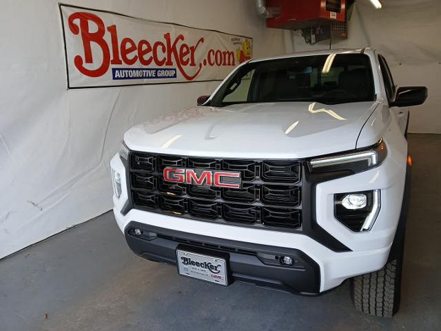 2024 GMC Canyon Vehicle Photo in RED SPRINGS, NC 28377-1640