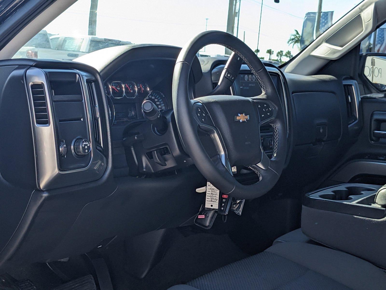 2018 Chevrolet Silverado 1500 Vehicle Photo in MIAMI, FL 33172-3015