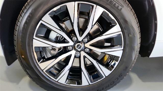 2024 Volvo XC60 Vehicle Photo in Houston, TX 77007