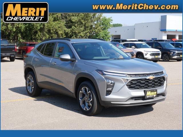 2024 Chevrolet Trax Vehicle Photo in MAPLEWOOD, MN 55119-4794