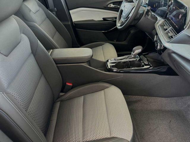 2025 Chevrolet Trax Vehicle Photo in RIVERSIDE, CA 92504-4106