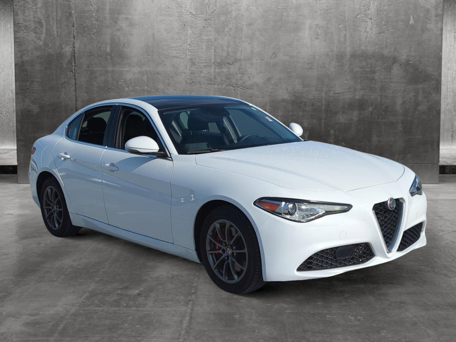 2019 Alfa Romeo Giulia Vehicle Photo in Ft. Myers, FL 33907