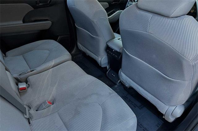 2021 Toyota Highlander Vehicle Photo in ELK GROVE, CA 95757-8703