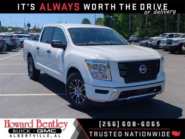 2022 Nissan Titan Vehicle Photo in ALBERTVILLE, AL 35950-0246