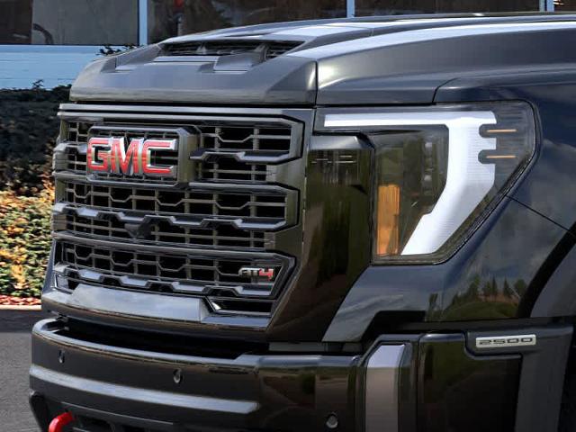 2024 GMC Sierra 2500 HD Vehicle Photo in ZELIENOPLE, PA 16063-2910