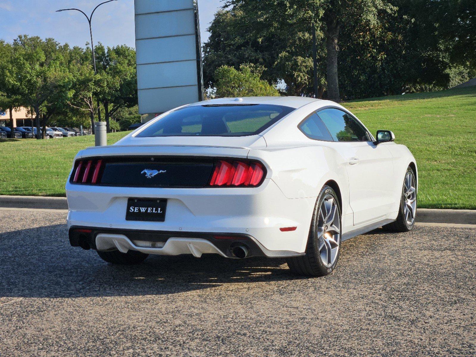 2016 Ford Mustang Vehicle Photo in FORT WORTH, TX 76132