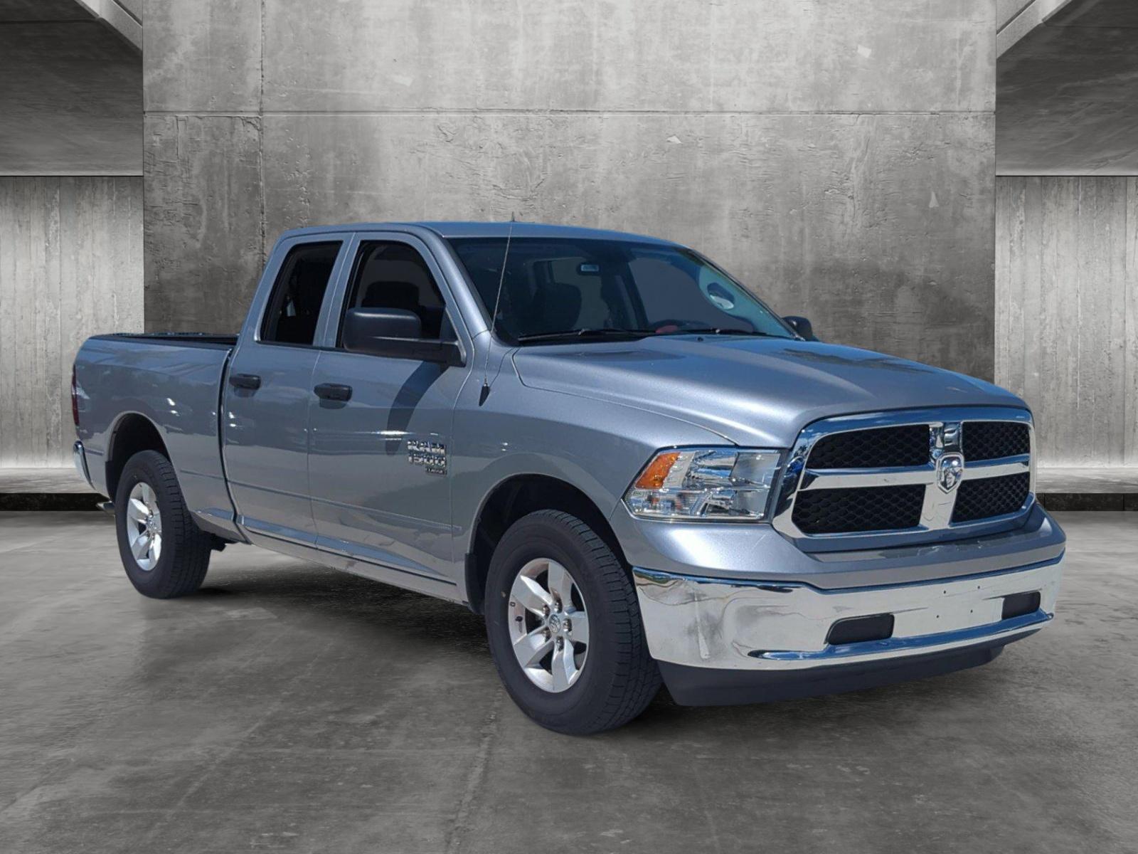 2024 Ram 1500 Classic Vehicle Photo in Pembroke Pines, FL 33027