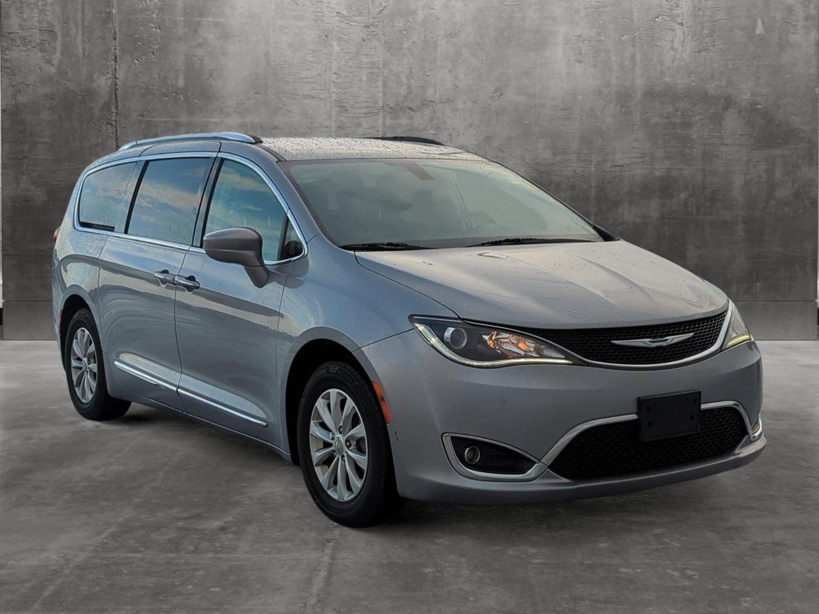 2018 Chrysler Pacifica Vehicle Photo in Ft. Myers, FL 33907