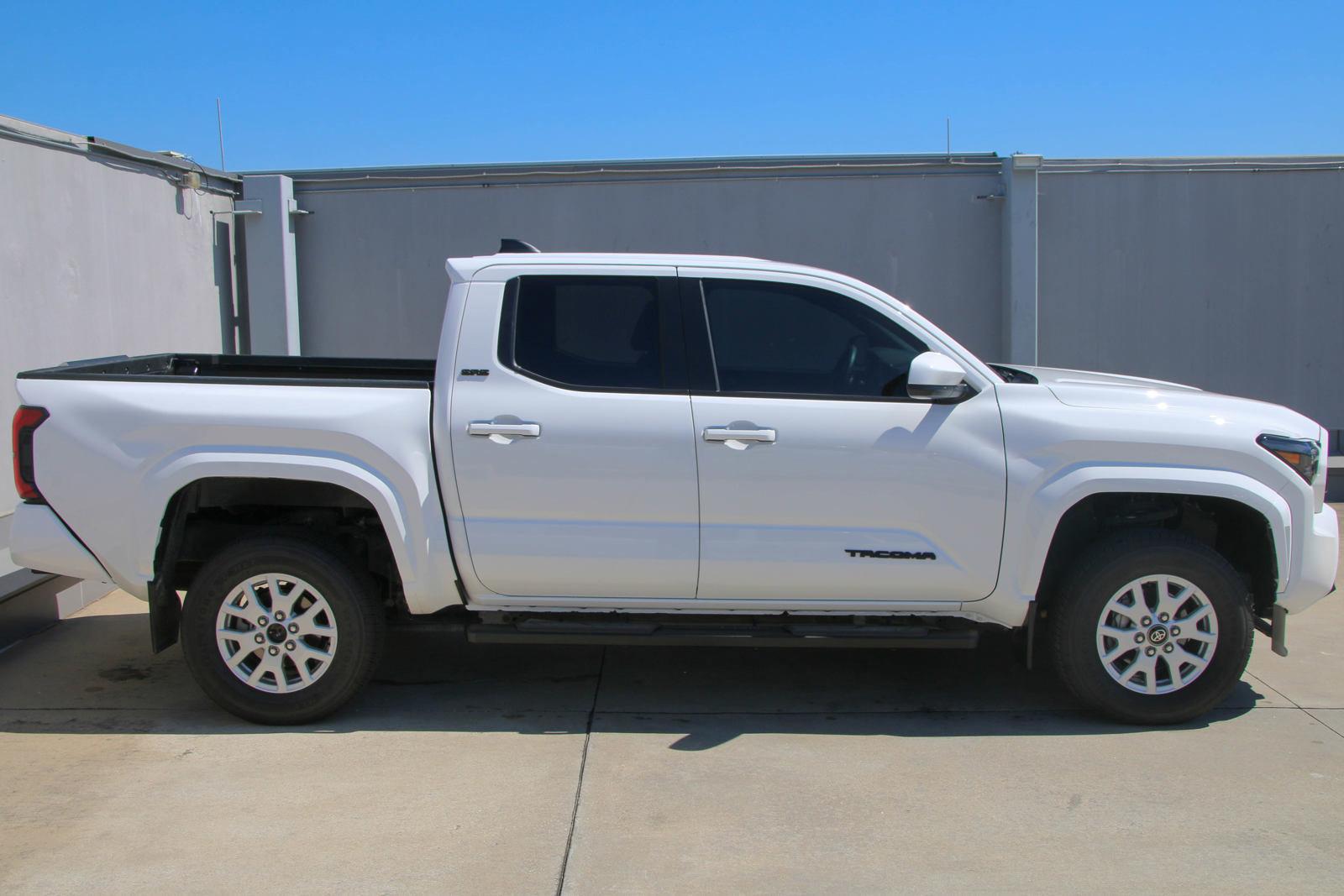 2024 Toyota Tacoma 2WD Vehicle Photo in SUGAR LAND, TX 77478