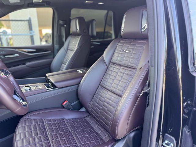 2023 Cadillac Escalade Vehicle Photo in DELRAY BEACH, FL 33483-3294