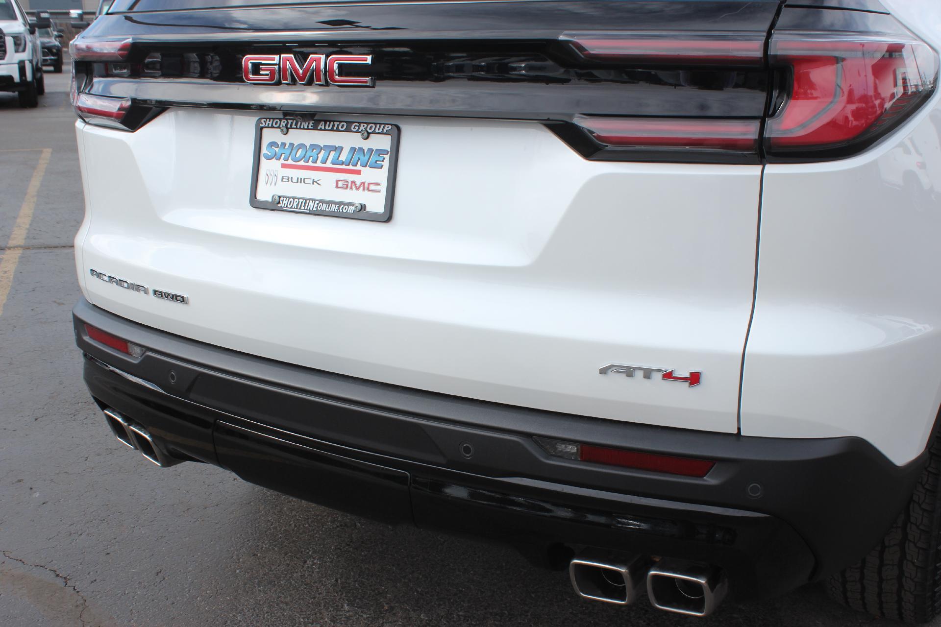 2024 GMC Acadia Vehicle Photo in AURORA, CO 80012-4011