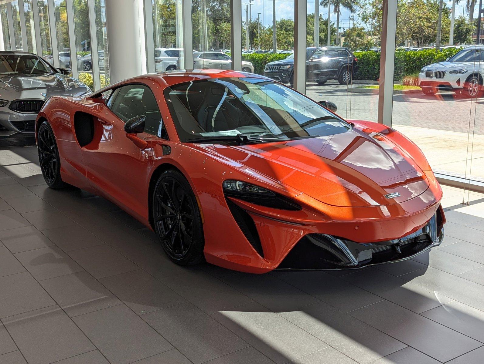 2023 McLaren Artura Vehicle Photo in Delray Beach, FL 33444