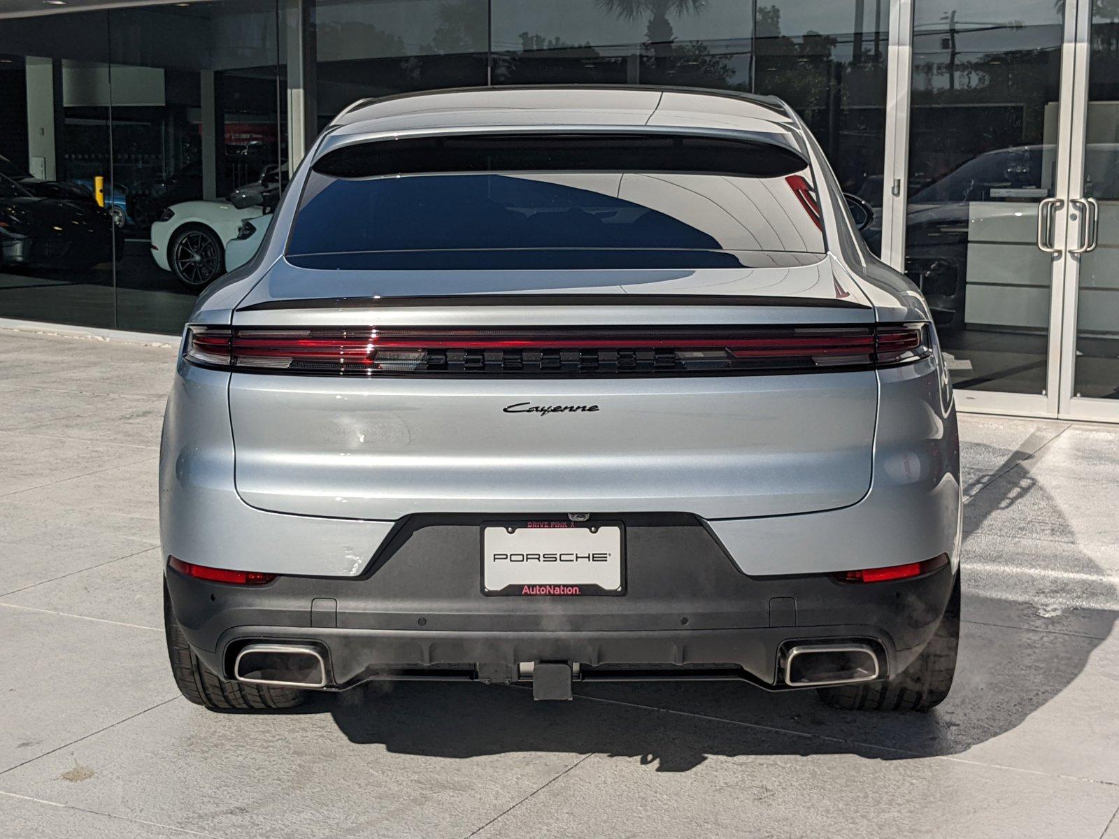 2024 Porsche Cayenne Vehicle Photo in Maitland, FL 32751