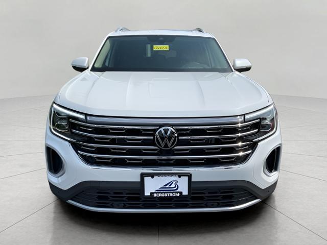 2024 Volkswagen Atlas Vehicle Photo in Oshkosh, WI 54904