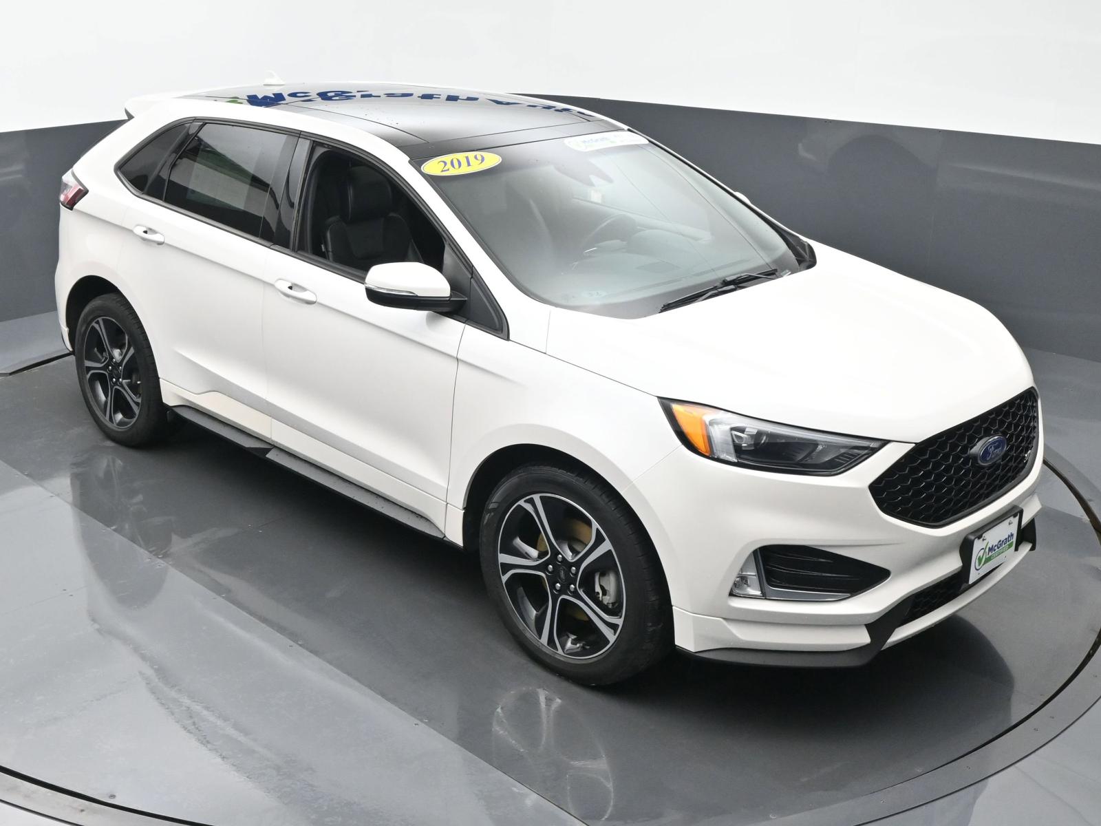 2019 Ford Edge Vehicle Photo in Marion, IA 52302