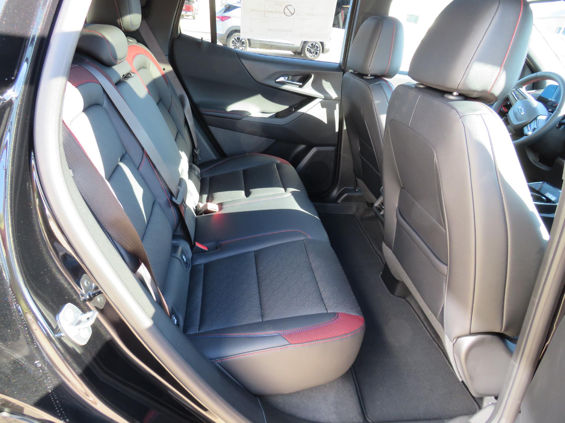 2025 Chevrolet Equinox Vehicle Photo in MAPLETON, IA 51034-1072