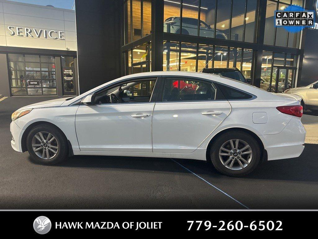 2016 Hyundai SONATA Vehicle Photo in Plainfield, IL 60586