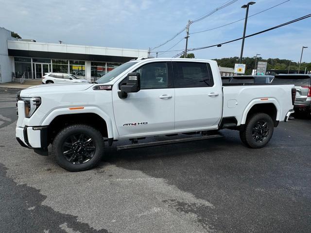 2025 GMC Sierra 2500 HD Vehicle Photo in LOWELL, MA 01852-4336