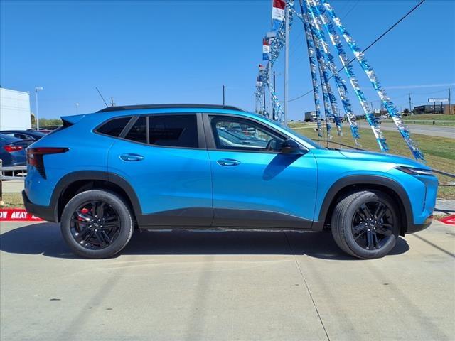 2025 Chevrolet Trax Vehicle Photo in ELGIN, TX 78621-4245