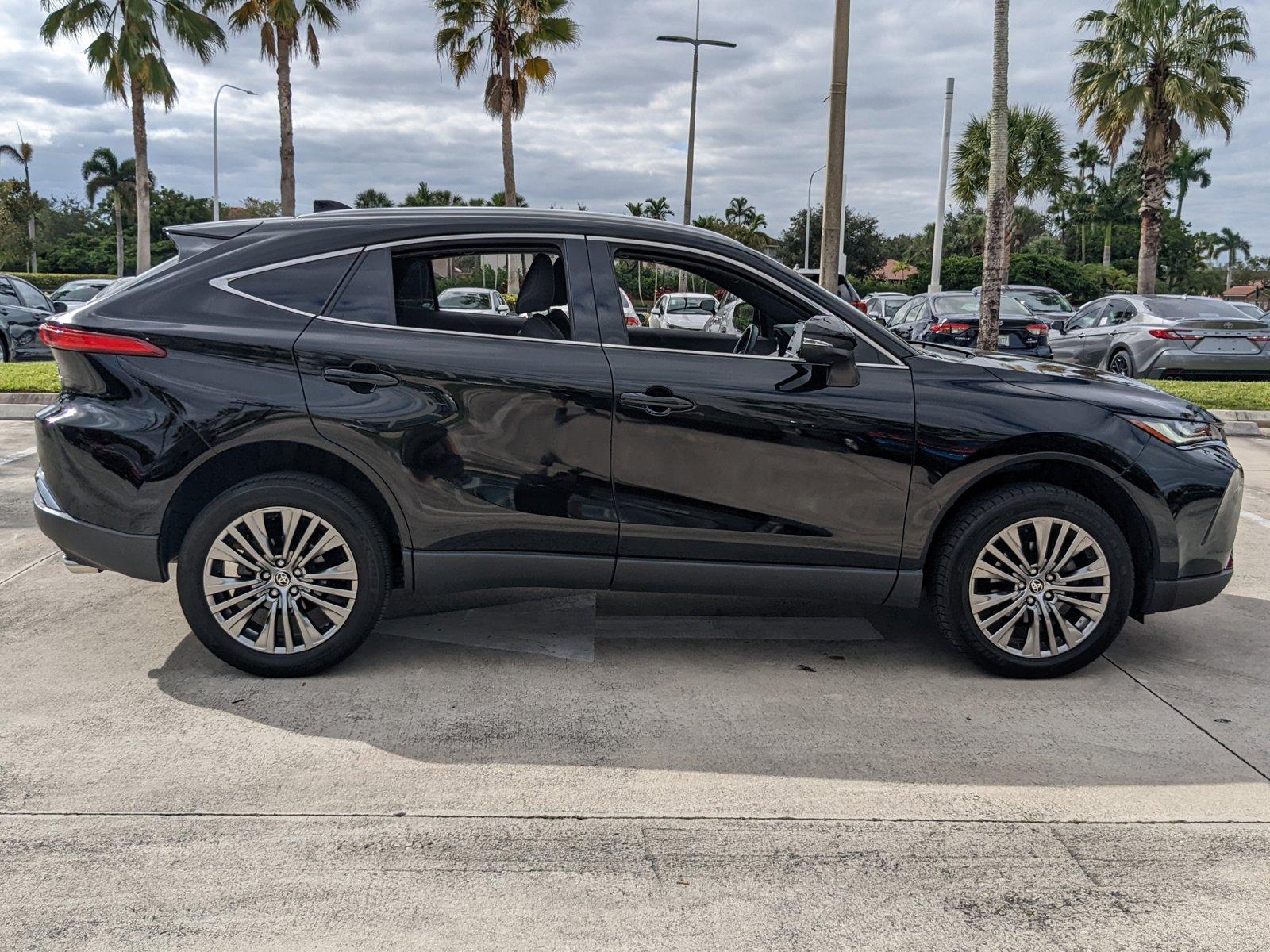 2022 Toyota Venza Vehicle Photo in Davie, FL 33331