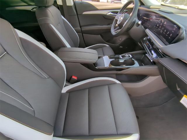 2024 Buick Envision Vehicle Photo in GOODYEAR, AZ 85338-1310