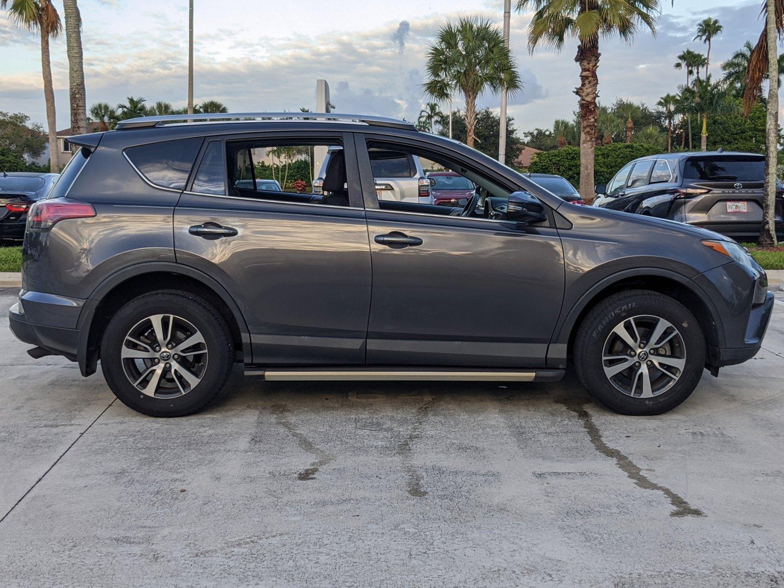 2016 Toyota RAV4 Vehicle Photo in Davie, FL 33331