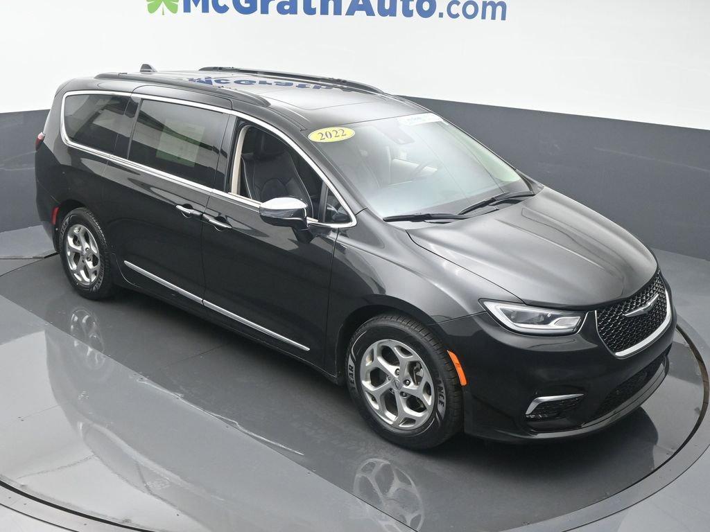 2022 Chrysler Pacifica Vehicle Photo in Cedar Rapids, IA 52402