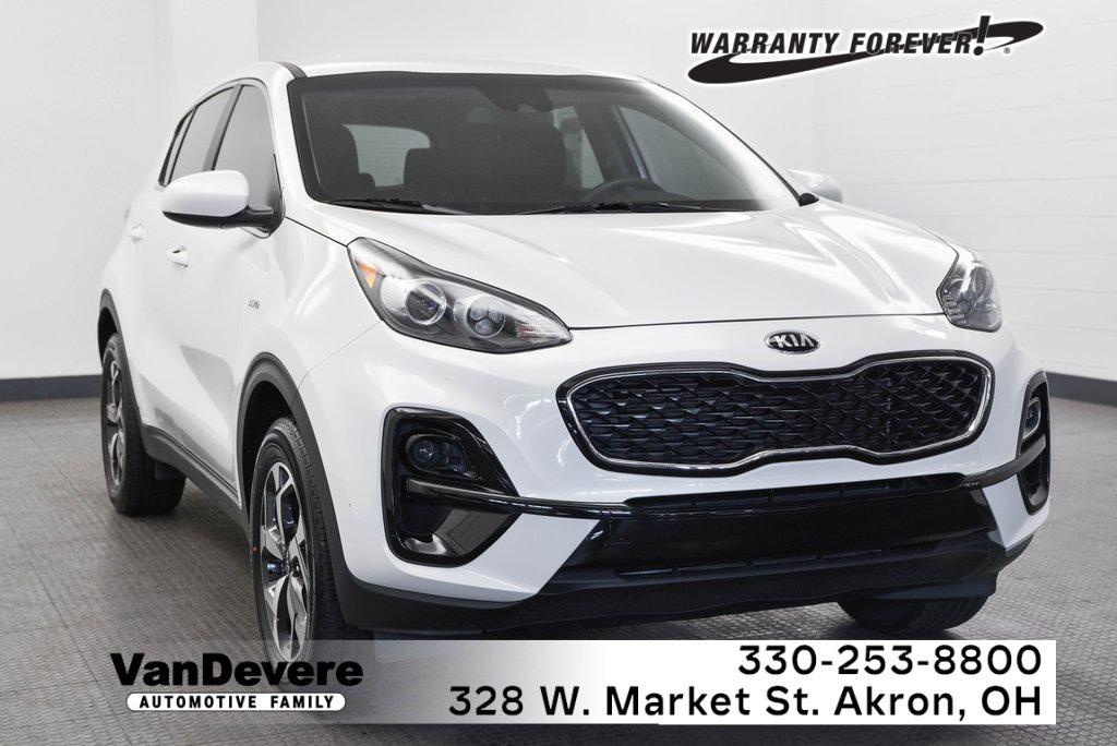 2022 Kia Sportage Vehicle Photo in AKRON, OH 44303-2185