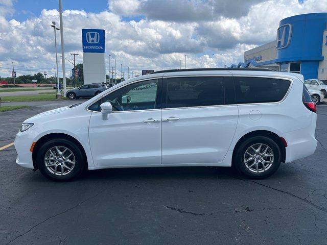 2022 Chrysler Pacifica Vehicle Photo in BATTLE CREEK, MI 49037-8454