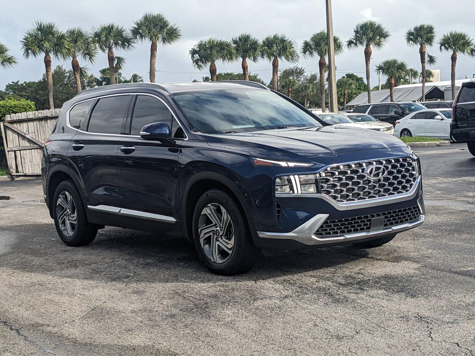 2021 Hyundai Santa Fe Vehicle Photo in WEST PALM BEACH, FL 33407-3296