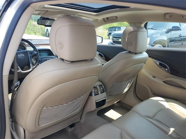 2011 Buick LACROSSE Vehicle Photo in GRAND BLANC, MI 48439-8139