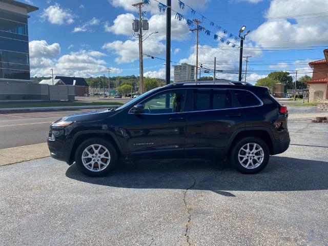 2016 Jeep Cherokee Vehicle Photo in ASHLAND, KY 41101-7620