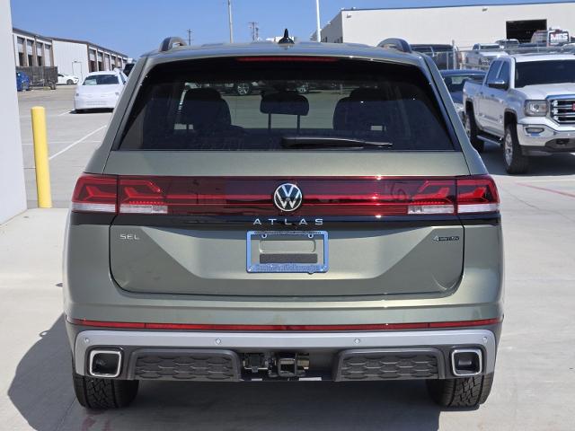 2024 Volkswagen Atlas Vehicle Photo in Weatherford, TX 76087