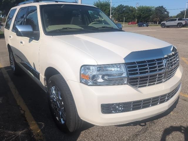 2008 Lincoln Navigator Vehicle Photo in GRAND BLANC, MI 48439-8139