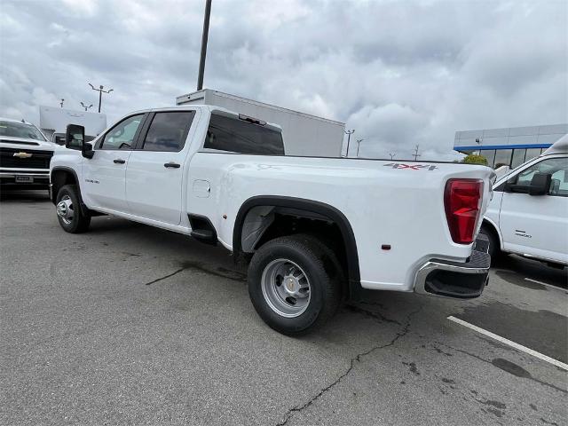 2024 Chevrolet Silverado 3500 HD Vehicle Photo in ALCOA, TN 37701-3235