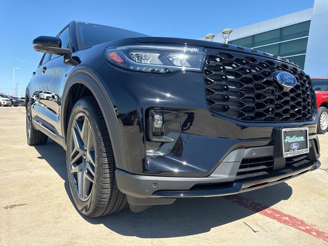 2025 Ford Explorer Vehicle Photo in Terrell, TX 75160